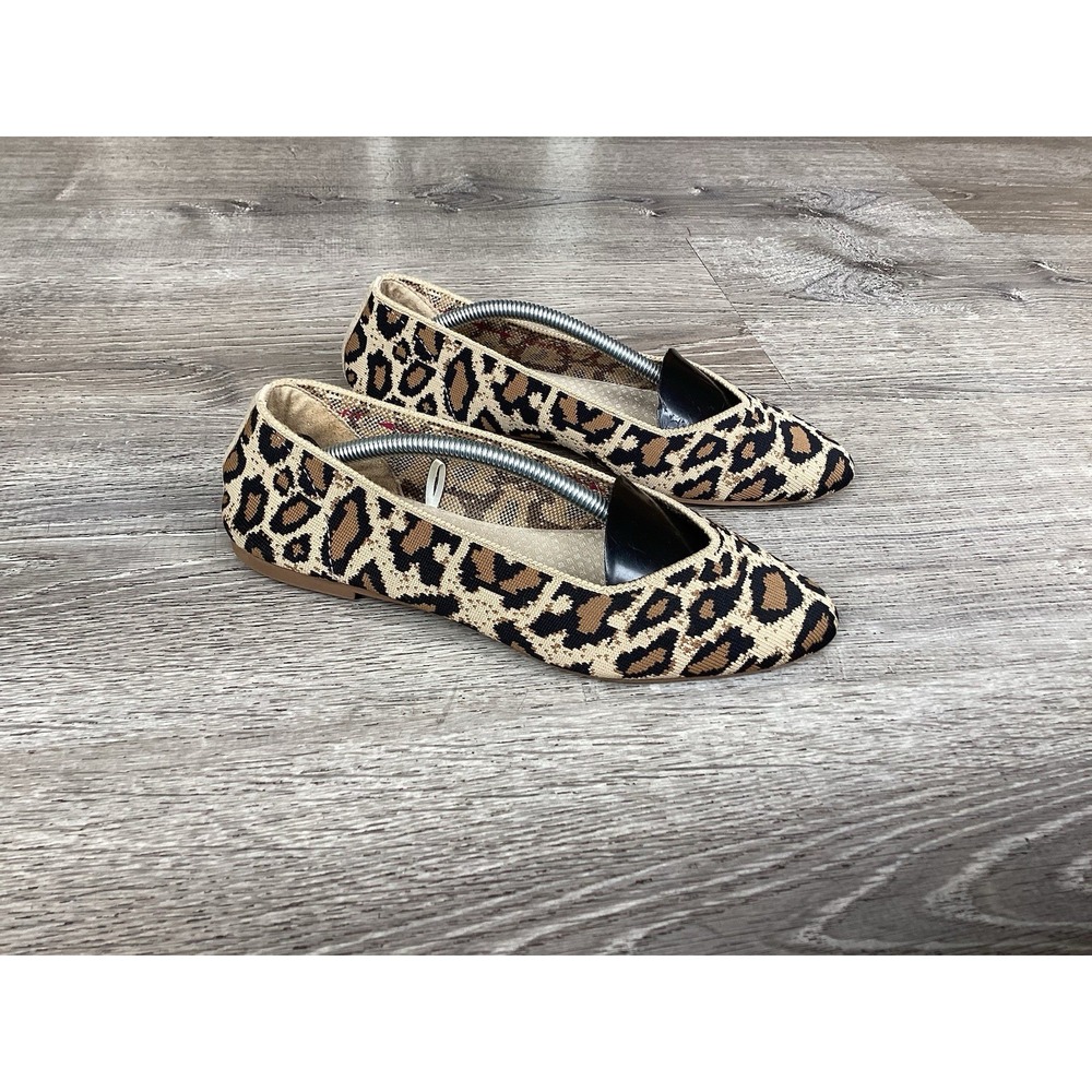 Skechers Womens Size 8 Slip On Knit Leopard Print Pointed Toe Cleo Flats Shoes